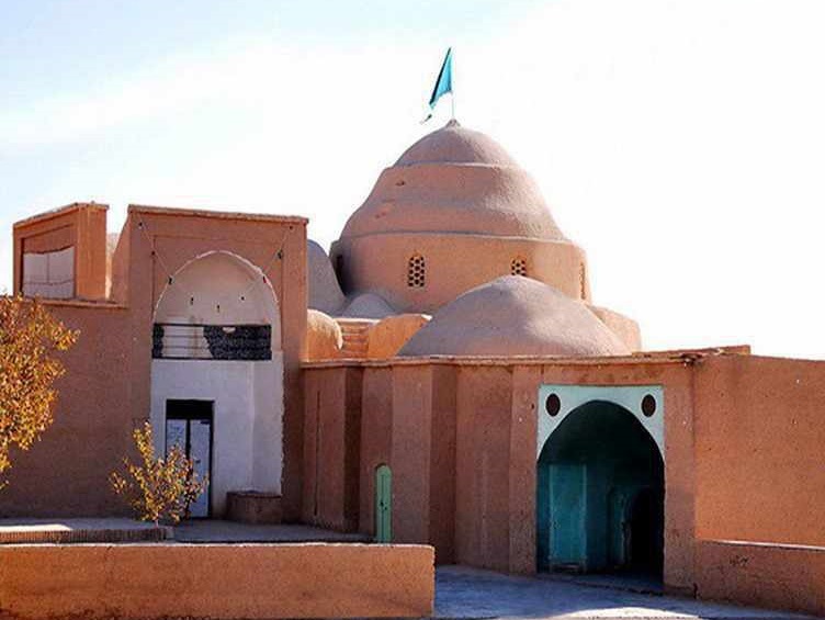 قدمگاه ابرکو