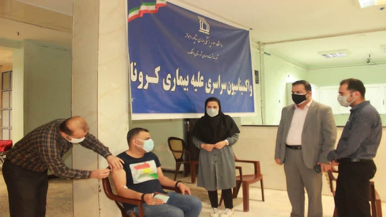 رکورد تزریق واکسن کرونا در باغملک شکسته شد/ دعوت از افراد بالای ۱۸ سال برای دریافت واکسن