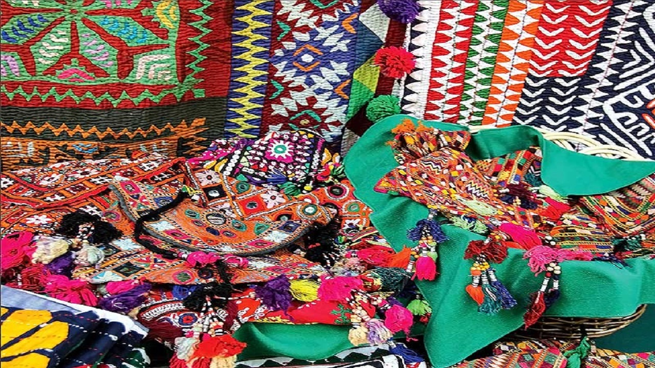 پایان دوره اول آموزش مجازی صنایع‌دستی در زاهدان