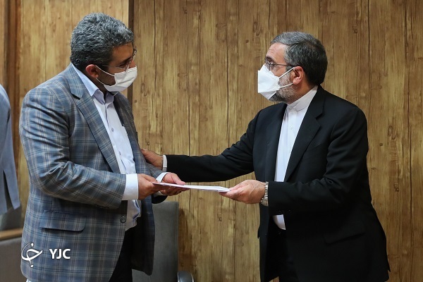هنرمند معاون ارتباطات دفتر رئیسجمهور شد هنرمند معاون ارتباطات دفتر رئیسجمهور شد