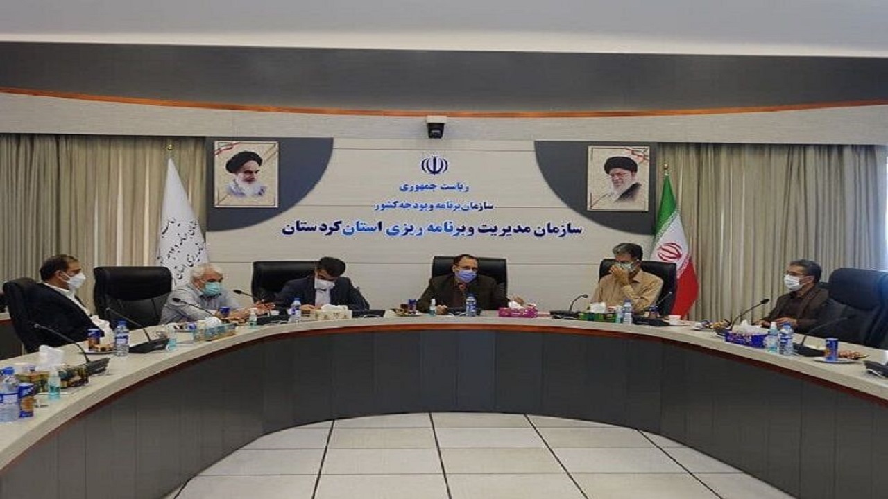 مسئولان دستگاه های اجرایی کردستان برای توسعه استان قدم بردارند