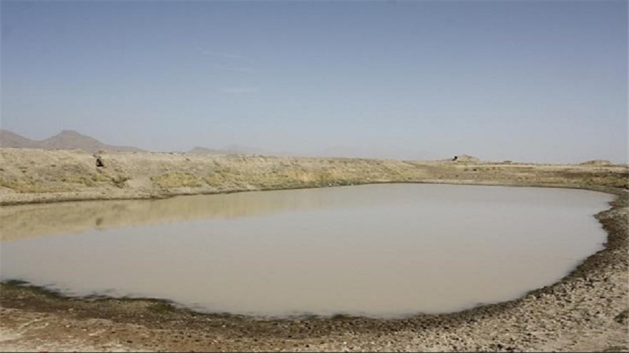 حال تالاب آق‌گل ملایر بد است