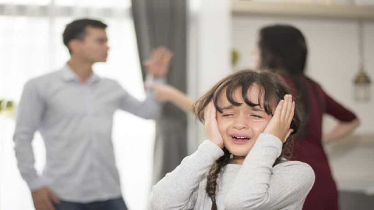 برای فروکش کردن دعوا‌های خانوادگی زنگ زده و فرار کنید!