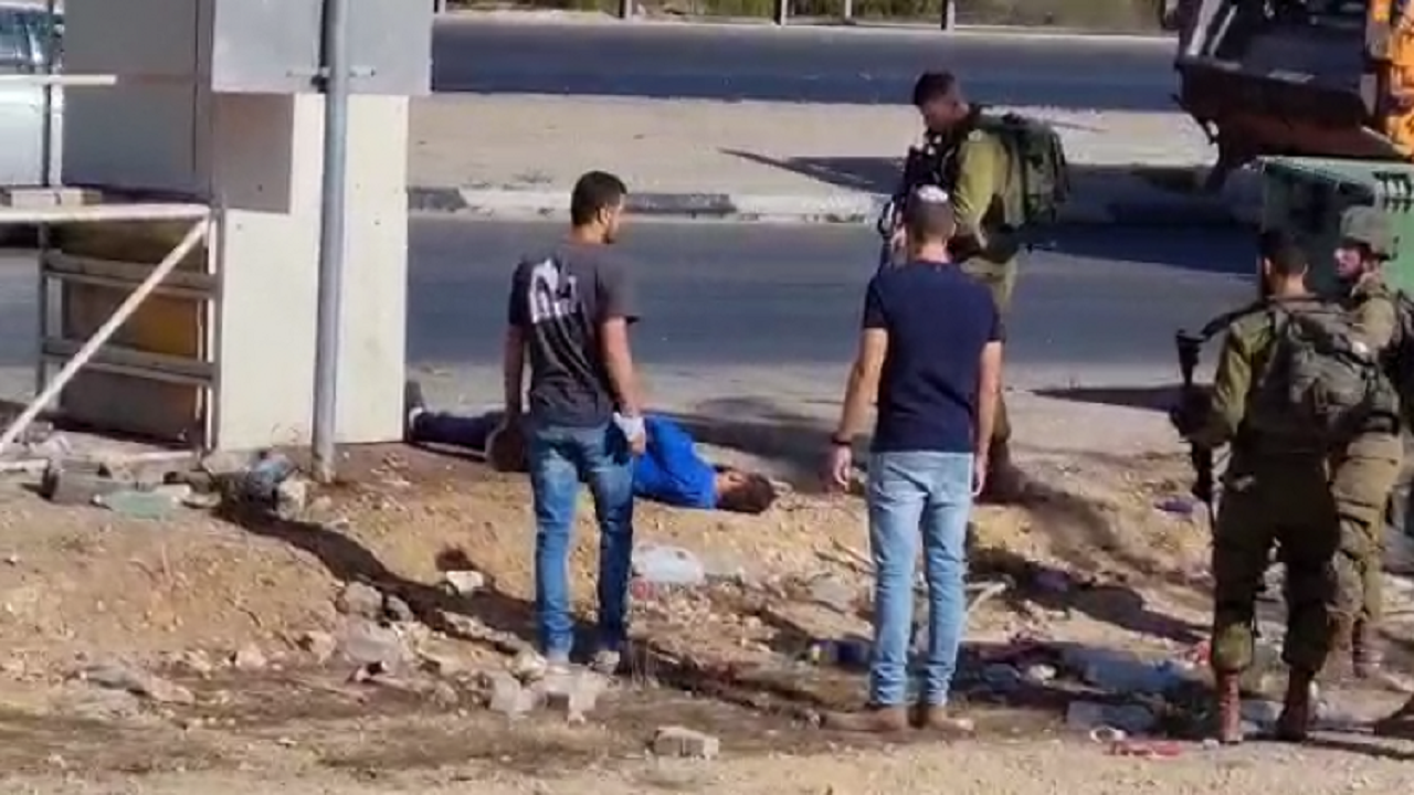 تیراندازی نظامیان صهیونیست به جوان فلسطینی در الخلیل