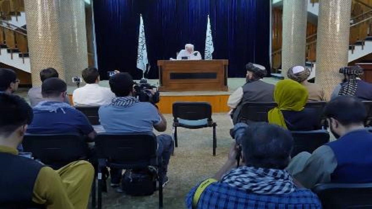 مضامین درسی اصلاح می شوند