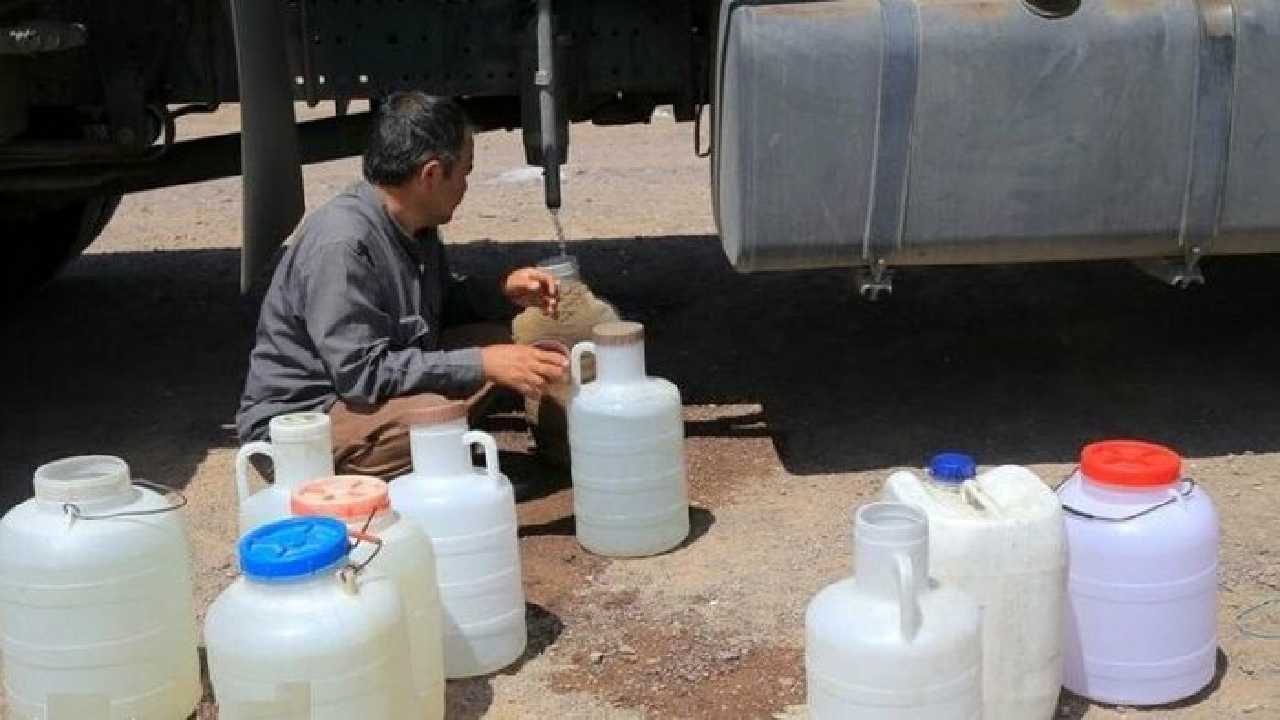 آبرسانی سیار به ۲۰۰ روستای دارای تنش آبی در کهگیلویه وبویراحمد