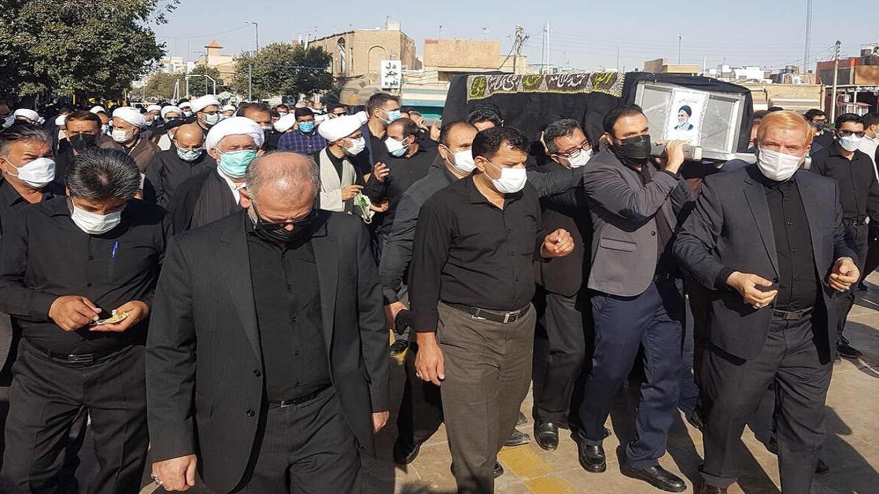 پیکر رئیس فقید دادگاه انقلاب تهران در قم آرام گرفت