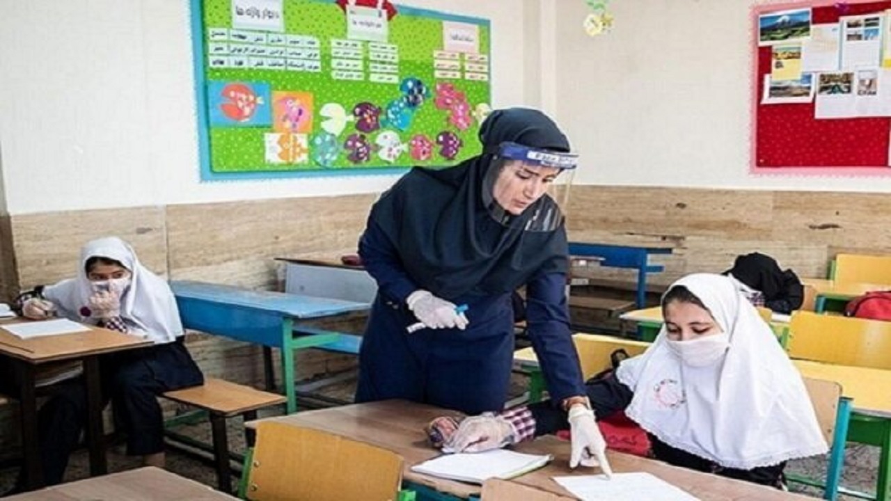 سلامت دانش آموزان، مهمترین اصل در بازگشایی مدارس