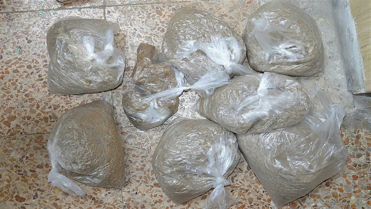 ساک مسافر در رودبار، جاساز ۸ کیلوگرم هروئین