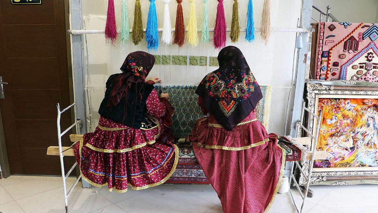 فعالیت ۶۰ هزار قالیباف در زنجان
