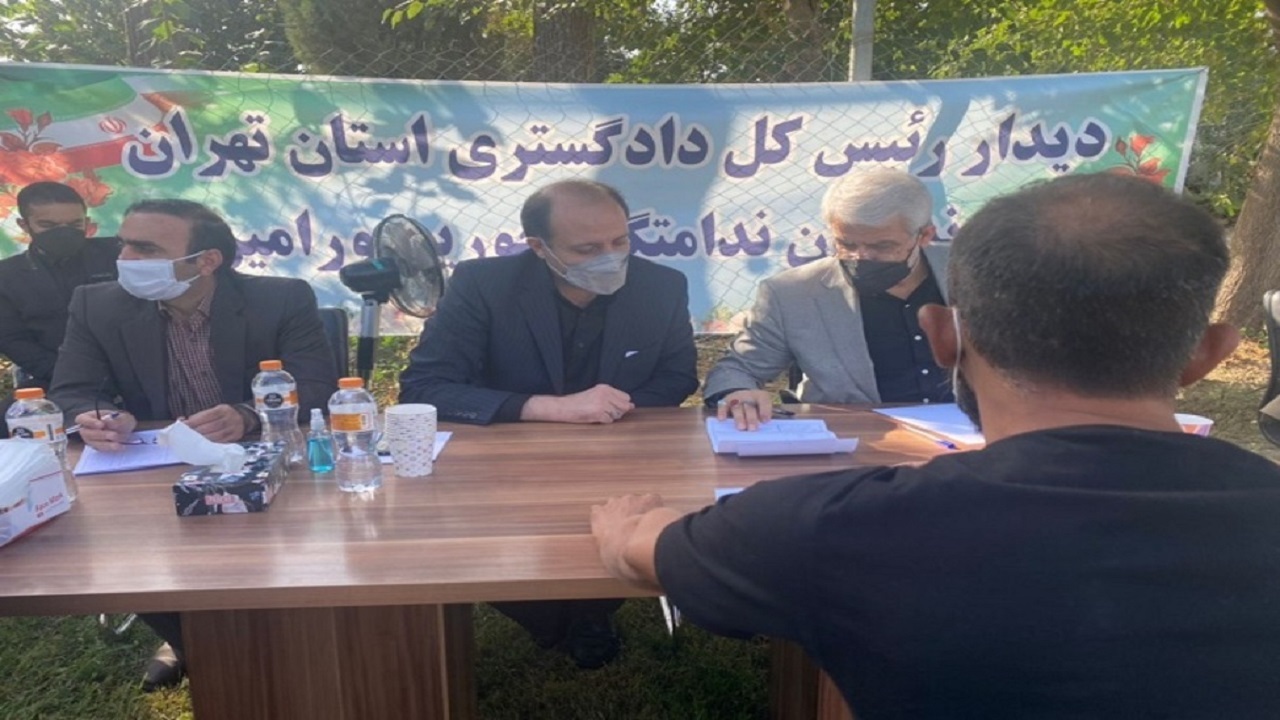 قضات معیشت خانواده زندانی سرپرست خانوار را بررسی کنند