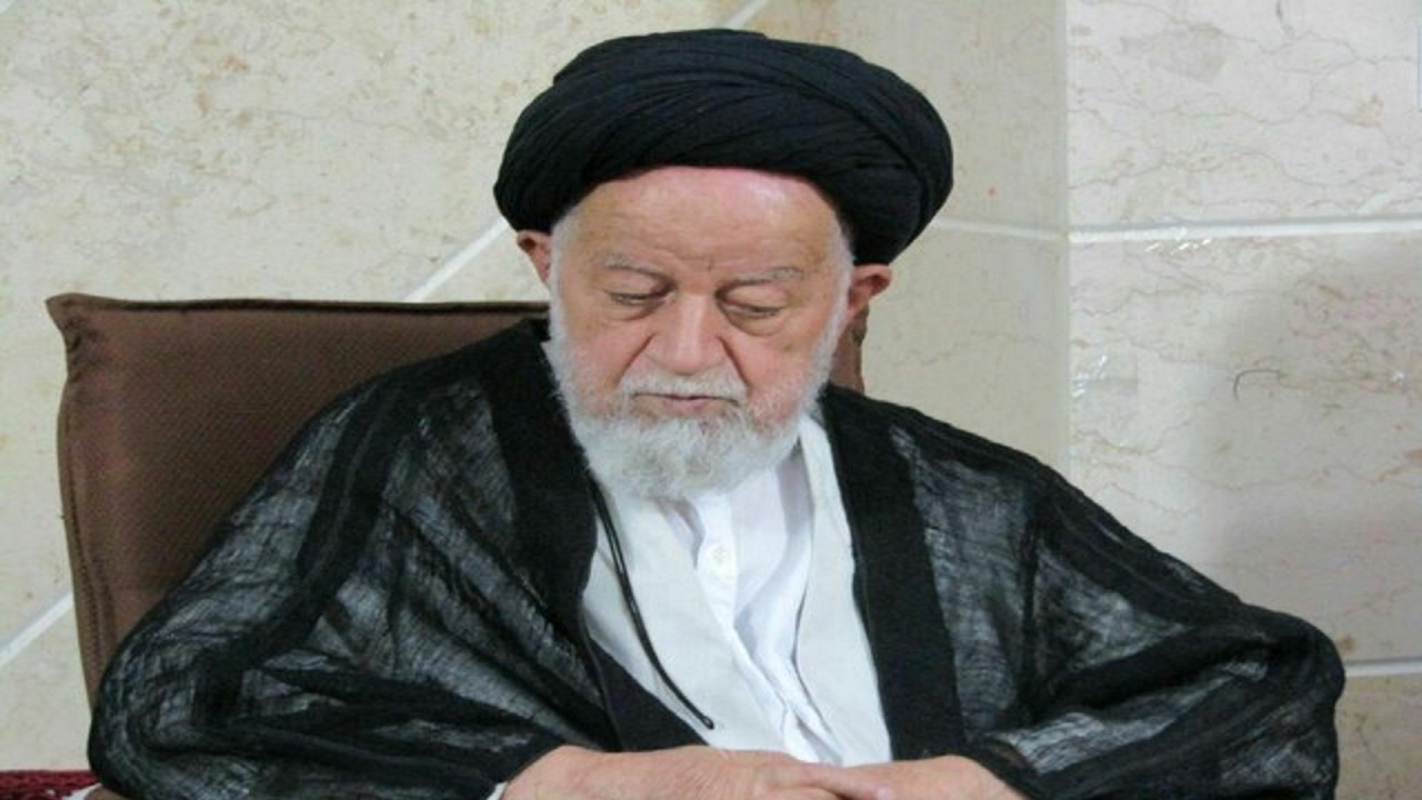 همدردی نماینده مردم سمنان در مجلس خبرگان با خانواده زنده یاد زرگر