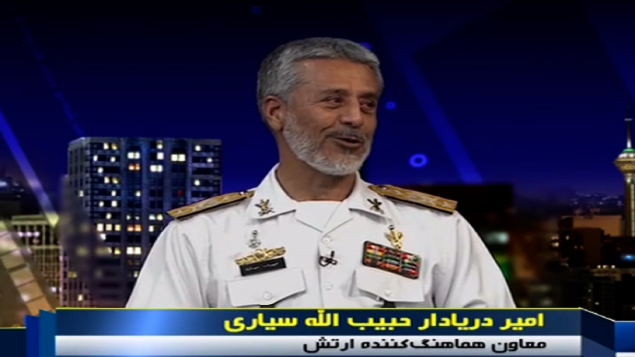 دریادار سیاری: از سال ٨٧ تاکنون ۵ هزار کشتی تجاری را اسکورت کرده‌ایم / آمریکایی‌ها نمی‌دانستند مسیر ناوگروه ۷۵ نیروی دریایی ارتش کجاست