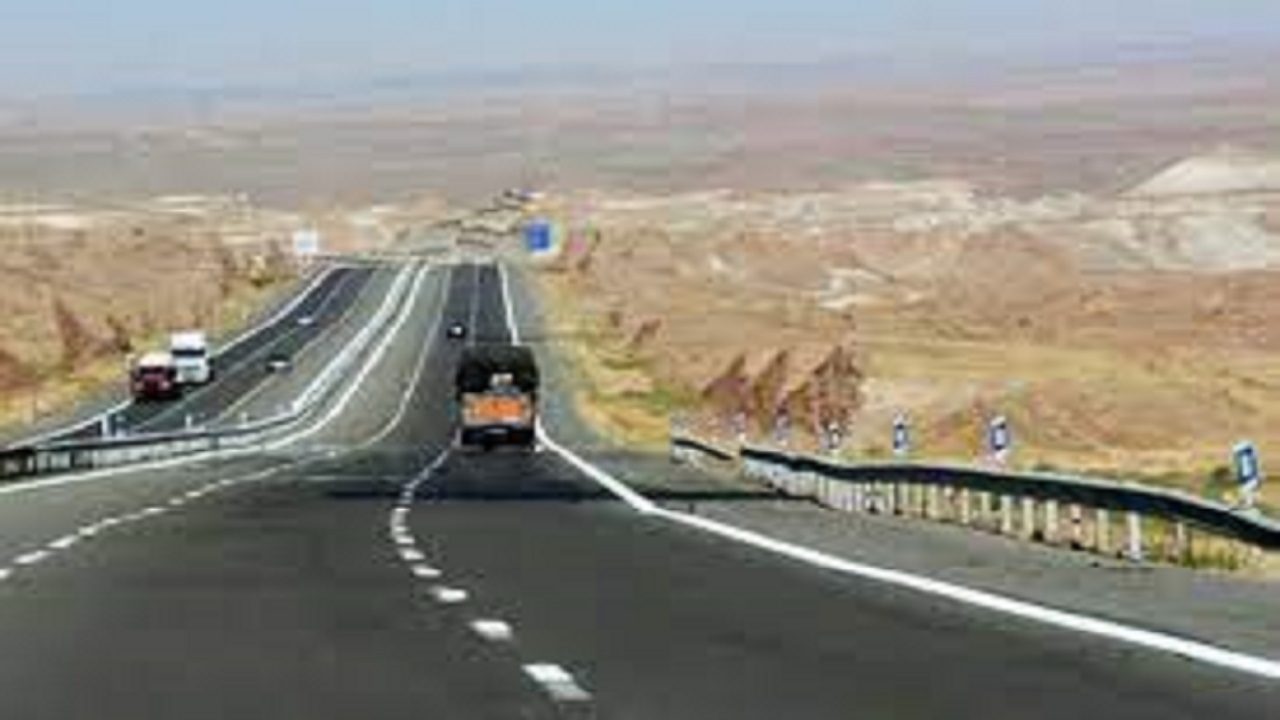 خط کشی بیش از ۲ هزار کیلومتر از جاده‌های خراسان جنوبی