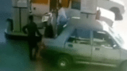 انفجار وحشتناک حین سوختگیری در پمپ گاز + فیلم
