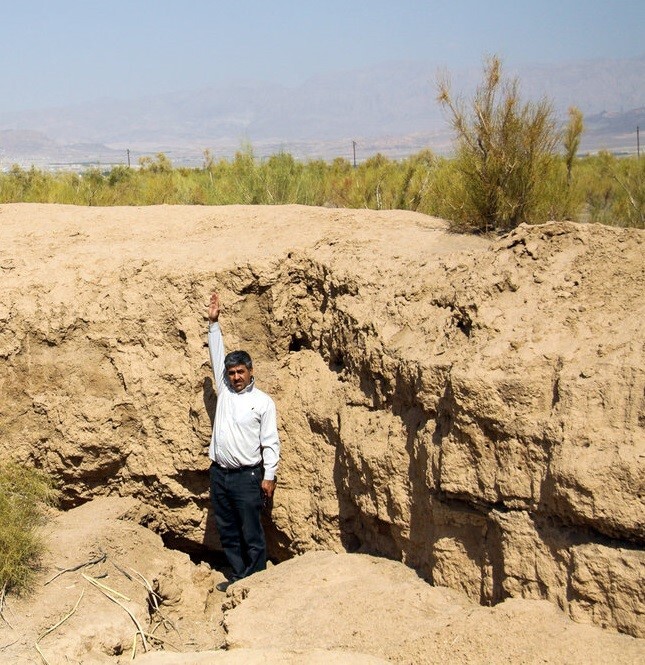 رقابت مافیای آب بر سر سد سازی / تخلیه روستاها برای ساخت سد فینسک / خشک کردن استانهای شمالی در دستور کار رقابت مافیای آب بر سر سد سازی / تخلیه روستاها برای ساخت سد فینسک / خشک کردن استانهای شمالی در دستور کار