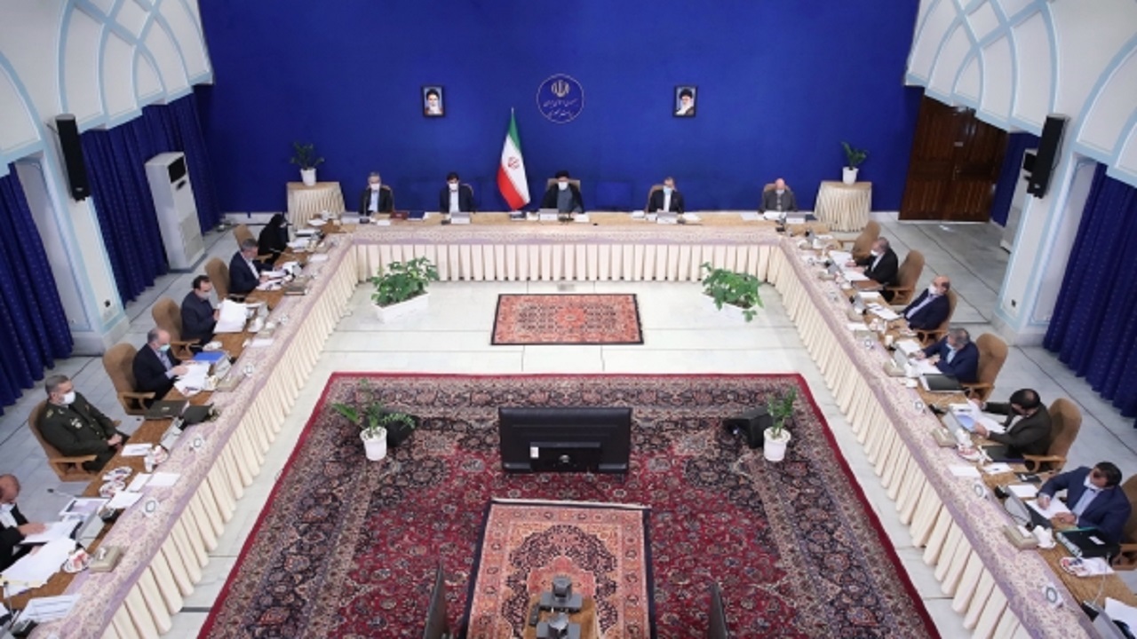 موانع واگذاری سهام دولت در شرکت پالایش نفت امام خمینی (ره) شازند بررسی و رفع شد