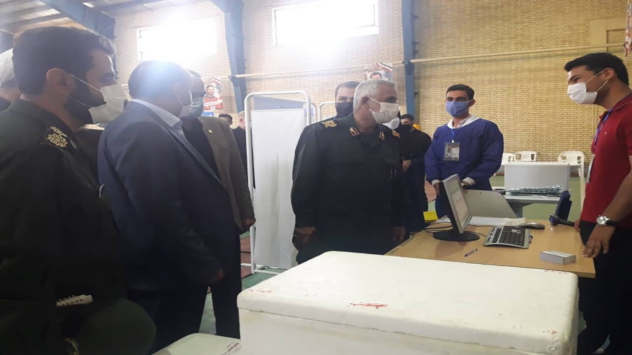 راه‌اندازی پایگاه واکسیناسیون دانشجویان در دانشگاه بوعلی سینا همدان