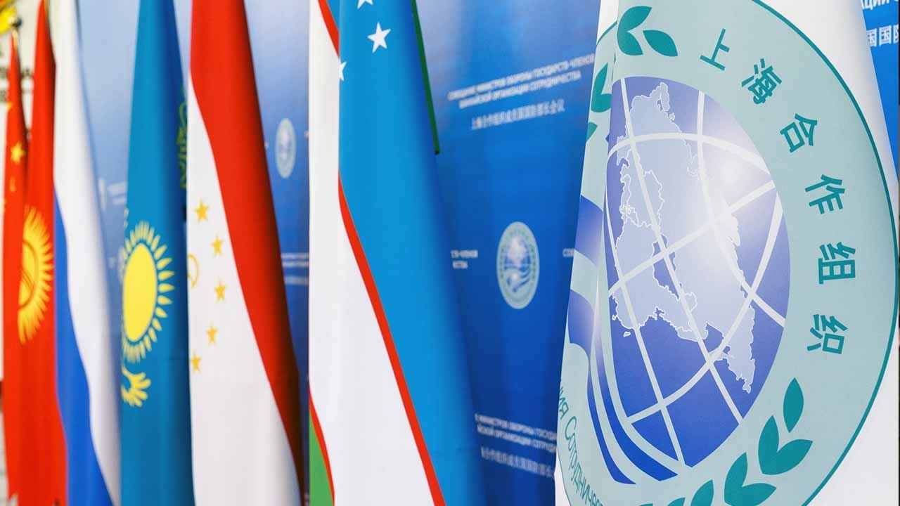 آغاز تعامل با شرق در سطوح عالی در اولین سفر خارجی رئیس جمهور