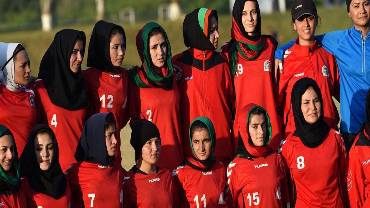 سرنوشت تیم ملی فوتبال زنان افغانستان چه شد؟