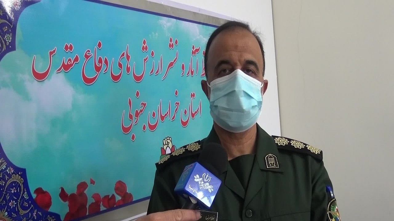 تجلیل از ۸۲ رزمنده بسیجی در هفته دفاع مقدس