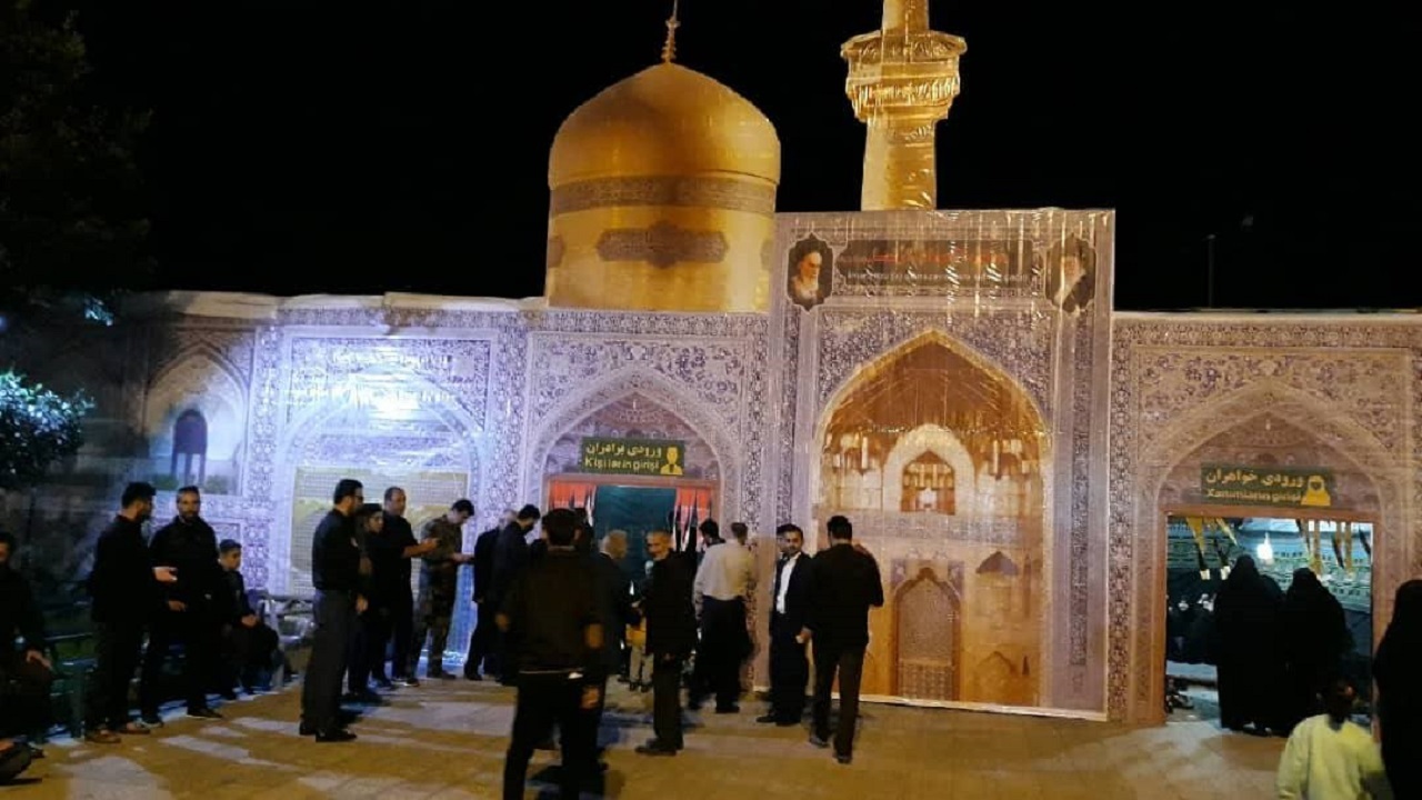 ارائه خدمات رضوی به زائران حسینی در کربلای معلی و تهران