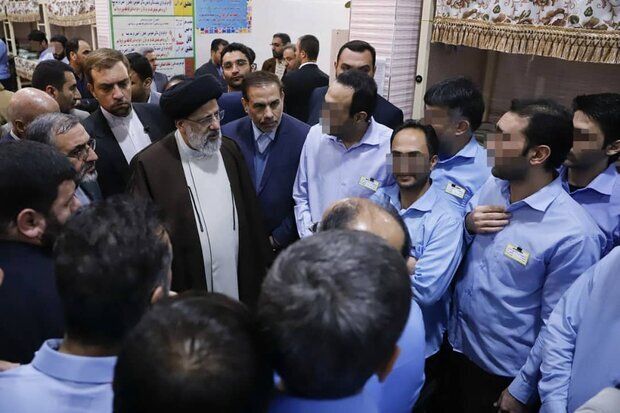 دیوار بی&zwnj;اعتمادی مردم به ساختار دولت چگونه ترک برمی&zwnj;دارد؟