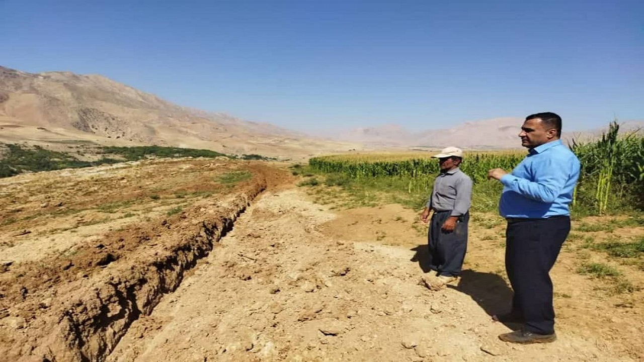 آغاز طرح آبیاری ۷۰ هکتاری رستم آباد