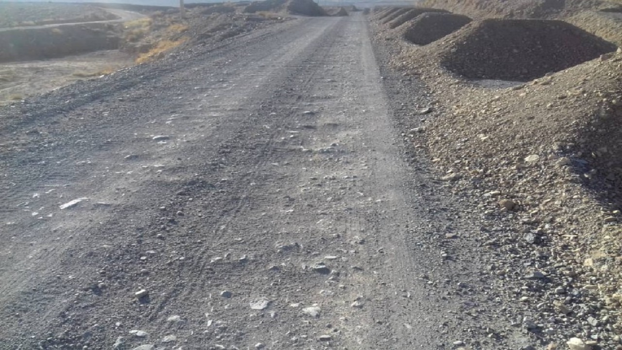 سر در آوردن از تهران برای آسفالت راه روستایی/ آمبولانس‌ها هم به گرموک و گرمیدر نمی‌آیند