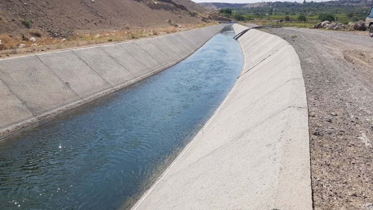 تکمیل احداث طرح شبکه آبیاری سبلان از اولویت‌های اصلی است