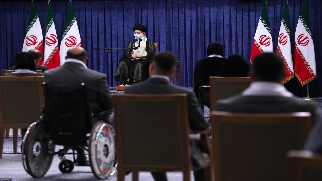 قهرمان‌های ورزشی آموزگاران ایستادگی و امید هستند/ عدالت ورزشی باید مورد توجه قرار بگیرد