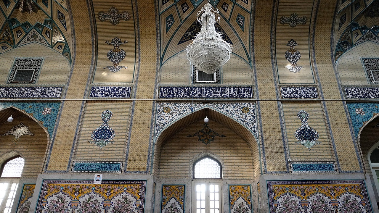 چشم‌نوازی هنر معماری اسلامی مدرسه میرزا جعفر در مشهد