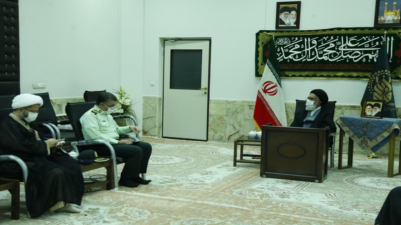 دیدار فرمانده انتظامی استان قم با آیت الله سعیدی