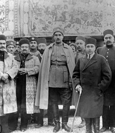 رضاخان وقت نداشت به شبهات پاسخ بدهد! / سیلی به گوش سردبیر روزنامه!