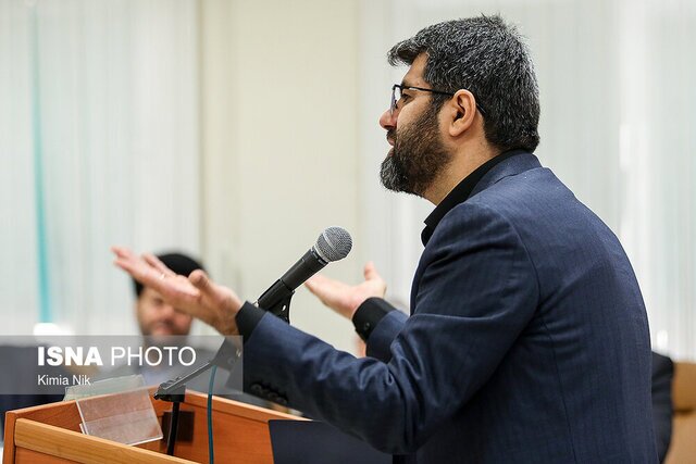 نگاهی به پرونده زندانیان معروف نگاهی به پرونده زندانیان معروف