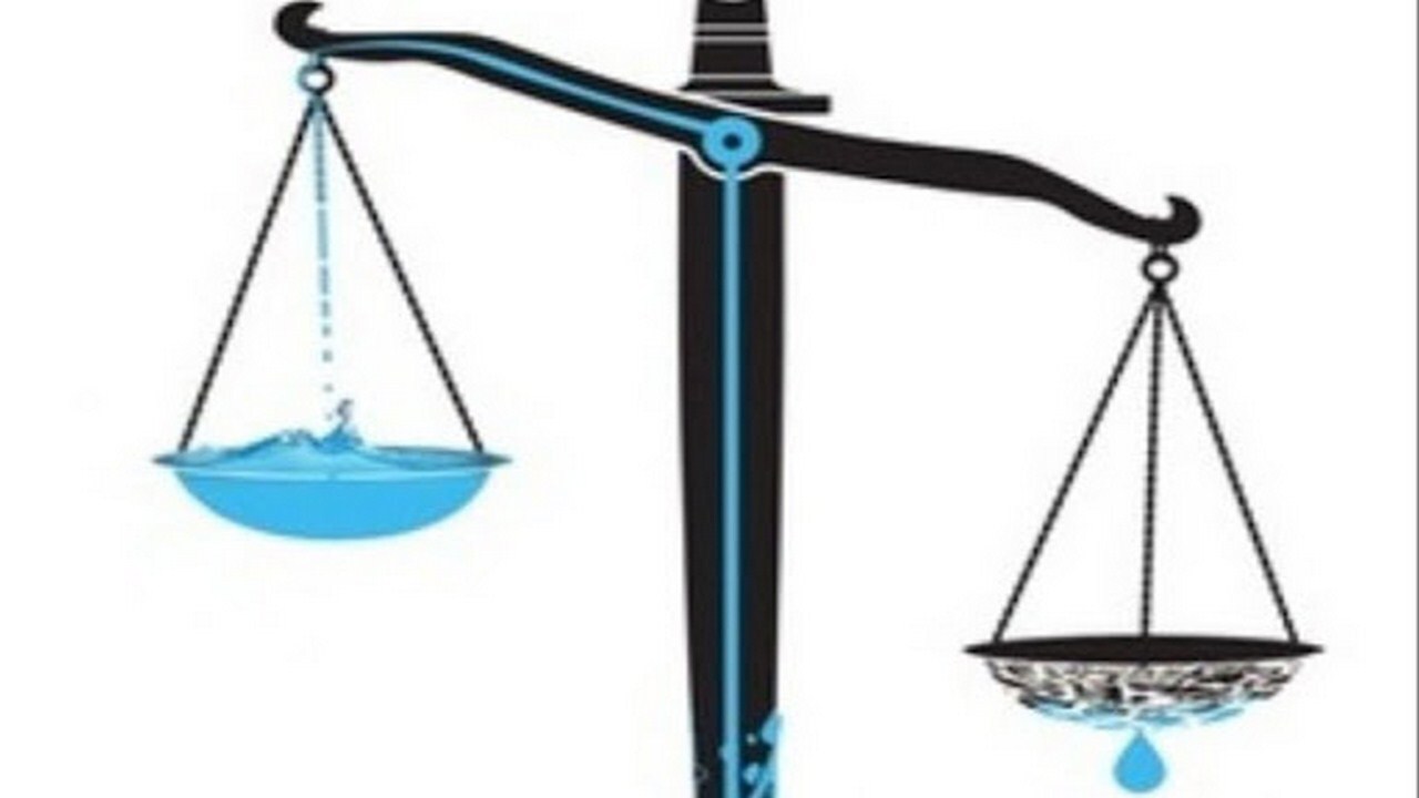 اعمال قانون توزیع عادلانه آب در بلوار شاهنامه
