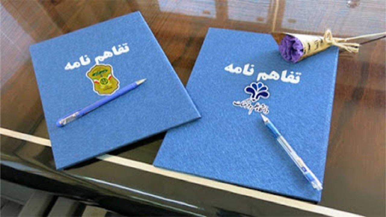 امضا تفاهم نامه خیری ساخت مرکز نگهداری واکسن در یزد