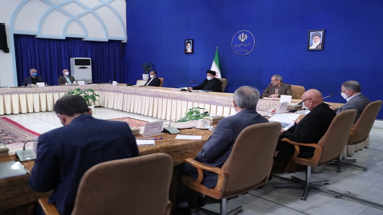 مسائل مالی معلمان یک بار برای همیشه باید حل شود/ اجرای سند تحول بنیادین در آموزش و پرورش اهمیت دارد