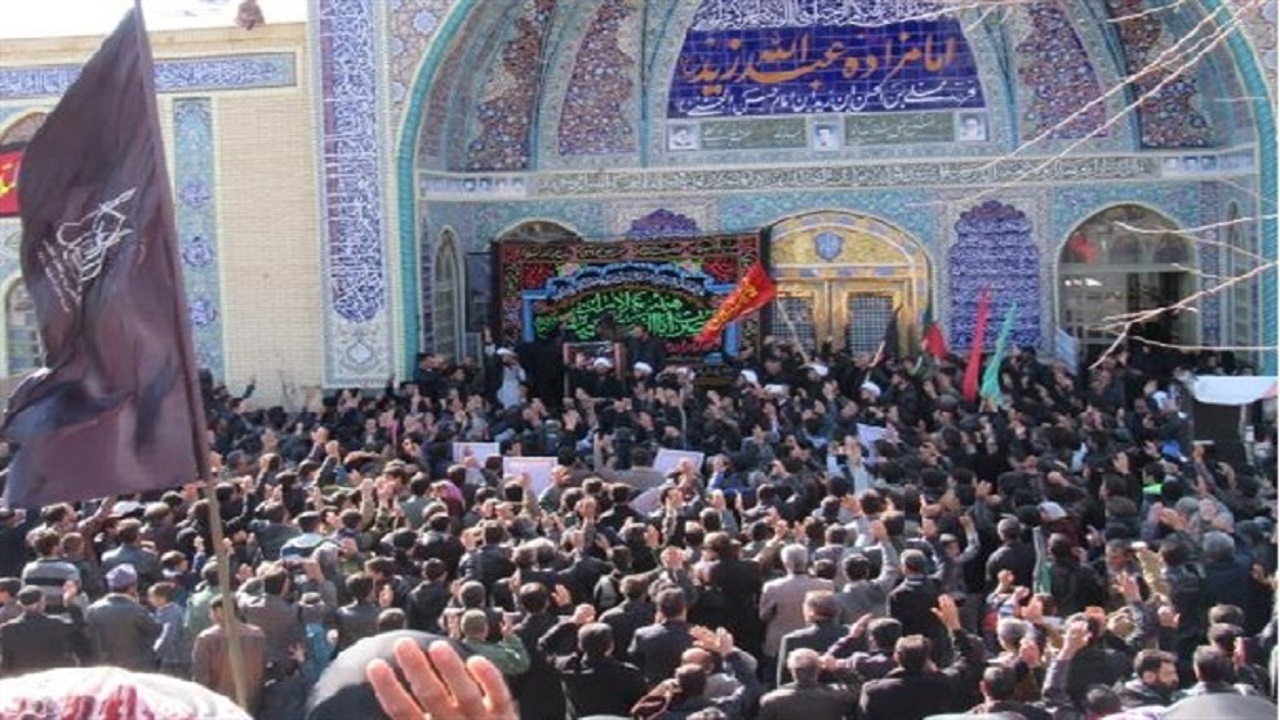 مردم همدان اجتماع اربعینی را در امامزاده عبدالله (ع) برگزار می کنند