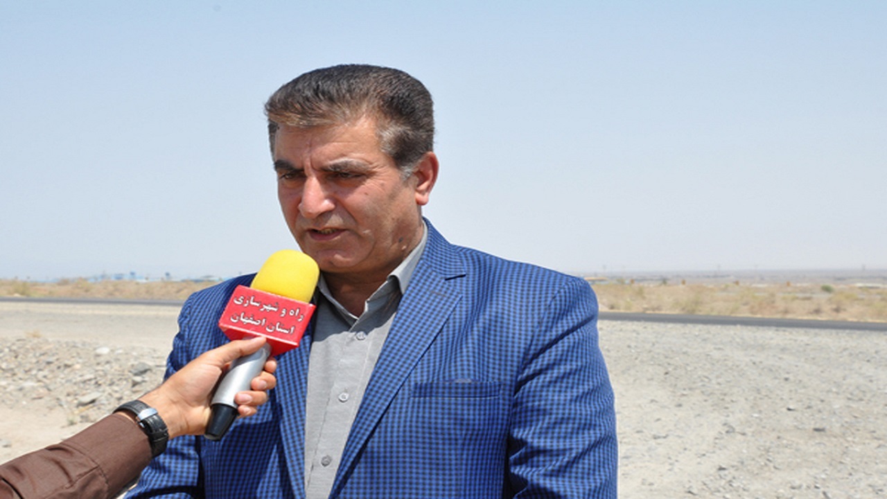 ایمن‌سازی محورهای فریدونشهر با اجرای طرح های راهسازی