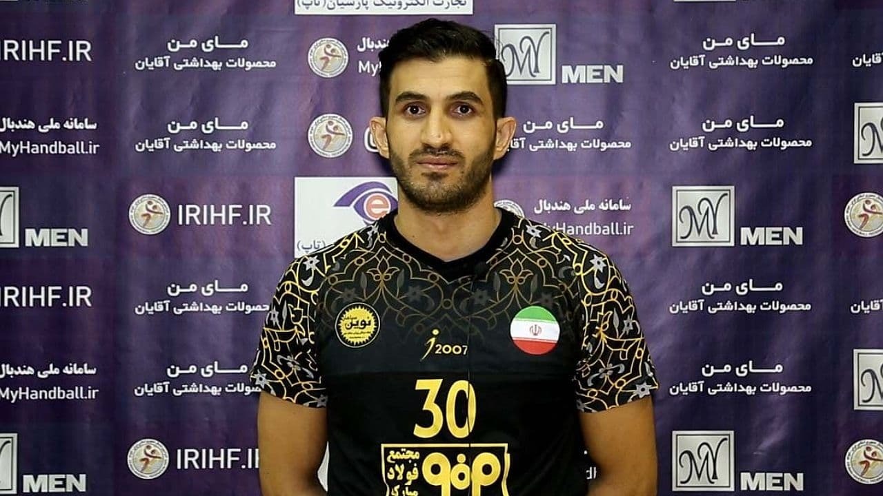 امروز بازی بزرگ خانواده سپاهان را انجام دادیم/ باید از باشگاهی مانند سپاهان که دو تیم در لیگ هندبال دارد حمایت کنیم