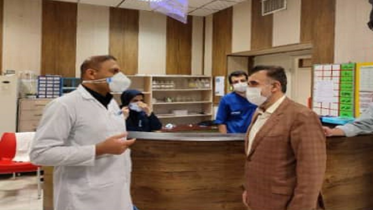 بازدید سرزده رئیس دانشگاه علوم پزشکی قم از بیمارستان‌های کرونایی