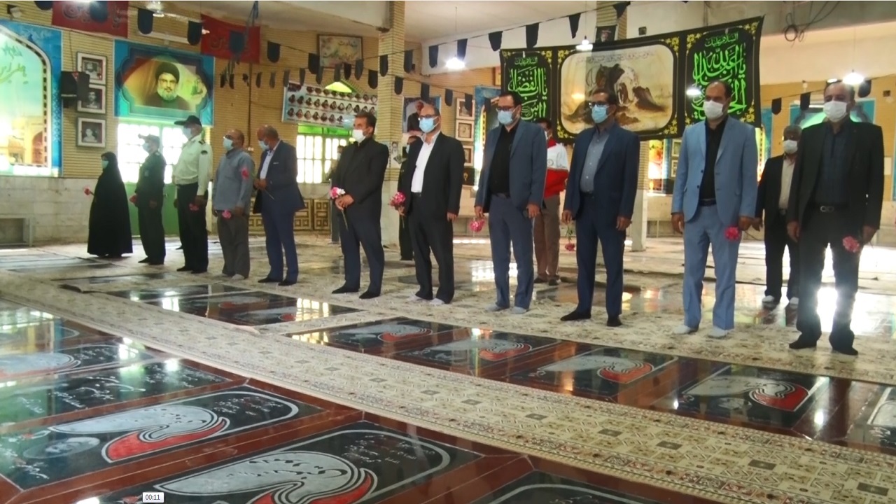 هفته دولت و گلباران مزار شهدا در استان مرکزی