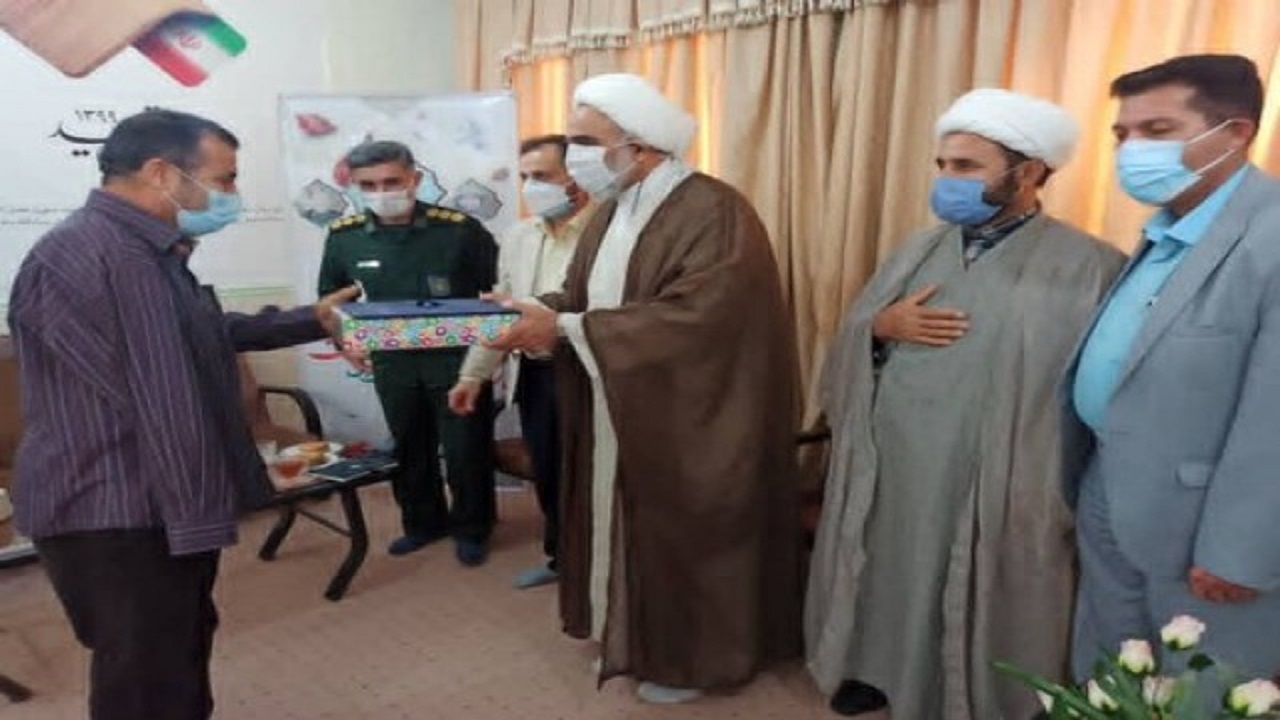 از چهار آزاده دفاع مقدس آبادانی تجلیل شد