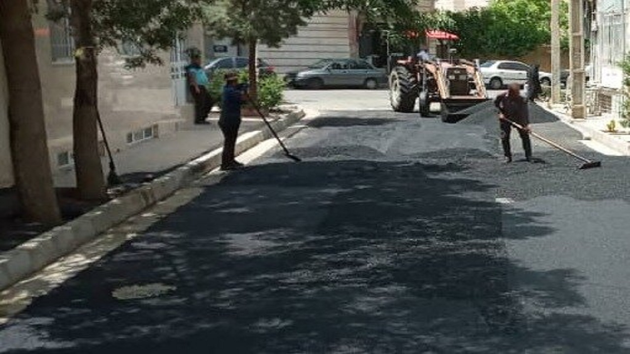 آسفالت ۳۰۰۰ متر از معابر در کرج
