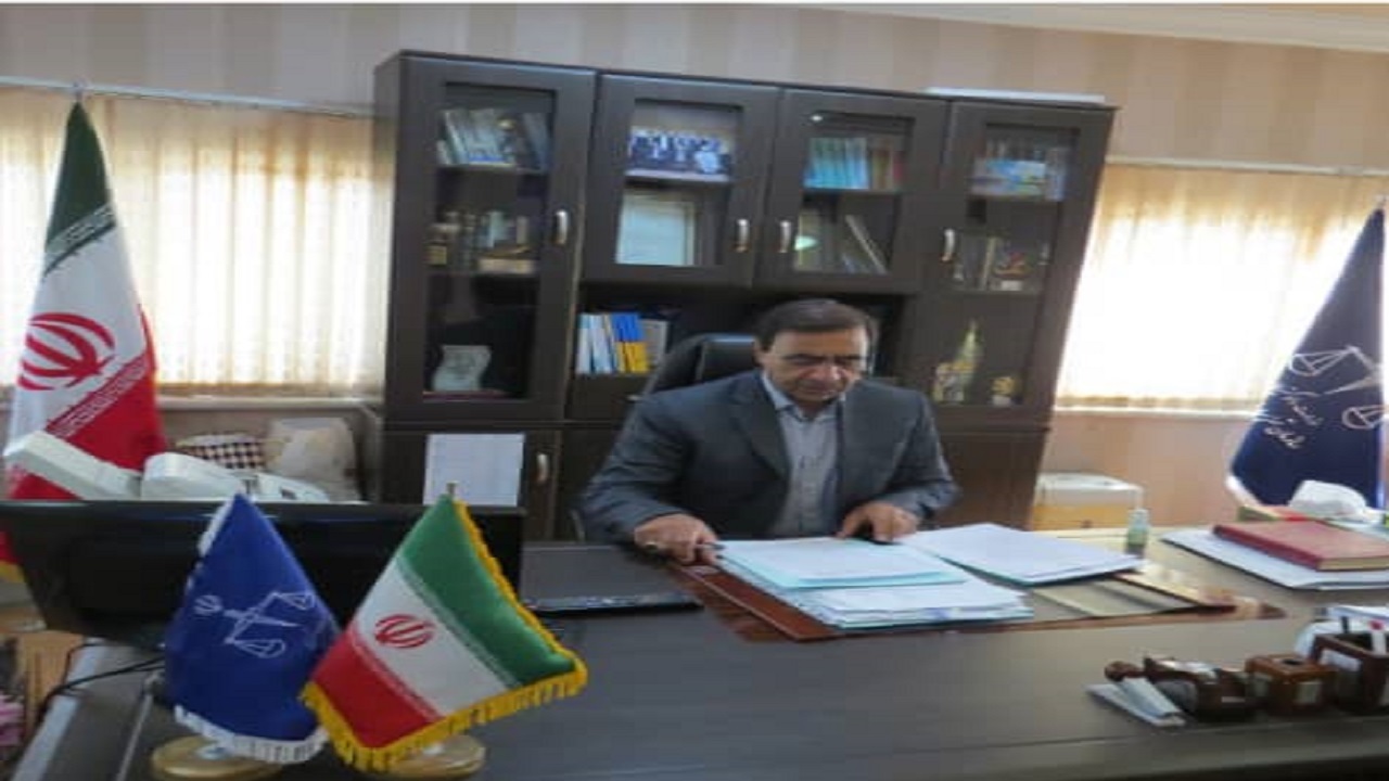مدیرکل تعزیرات سیستان و بلوچستان با صدور پیامی فرارسیدن هفته دولت را تبریک گفت