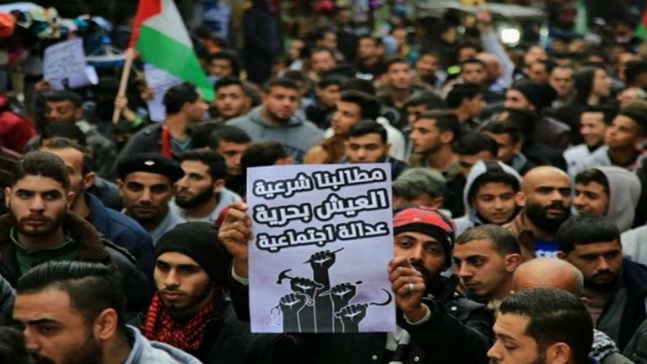 استفاده از پهپاد‌های حامل گاز اشک آور برای مقابله با فلسطینی‌ها