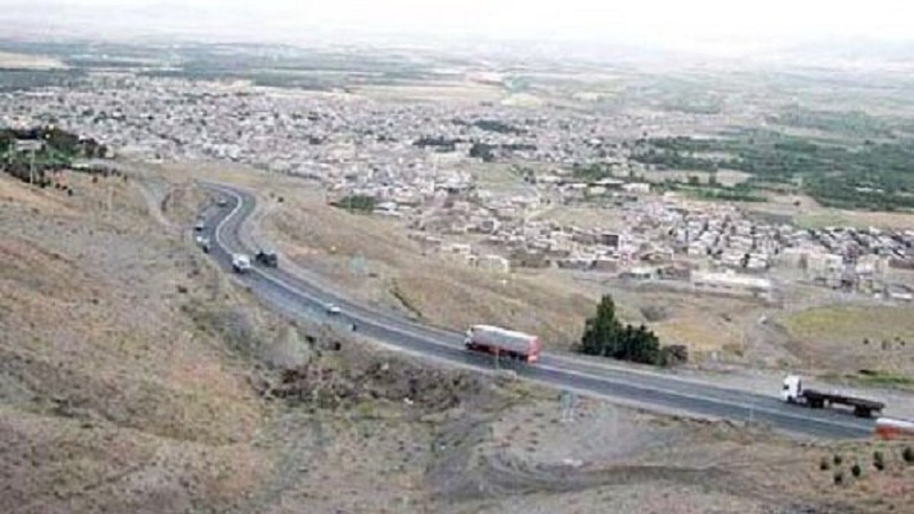 اجرای طرح جداسازی مسیر رفت و برگشت گردنه اسدآباد با هدف کاهش تصادفات