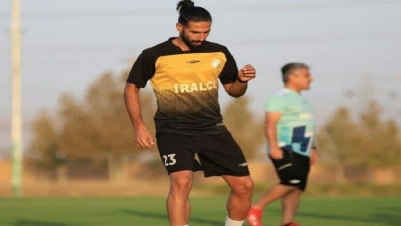 مدافع لیگ یکی از جمع اراکی‌ها جدا می‌شود