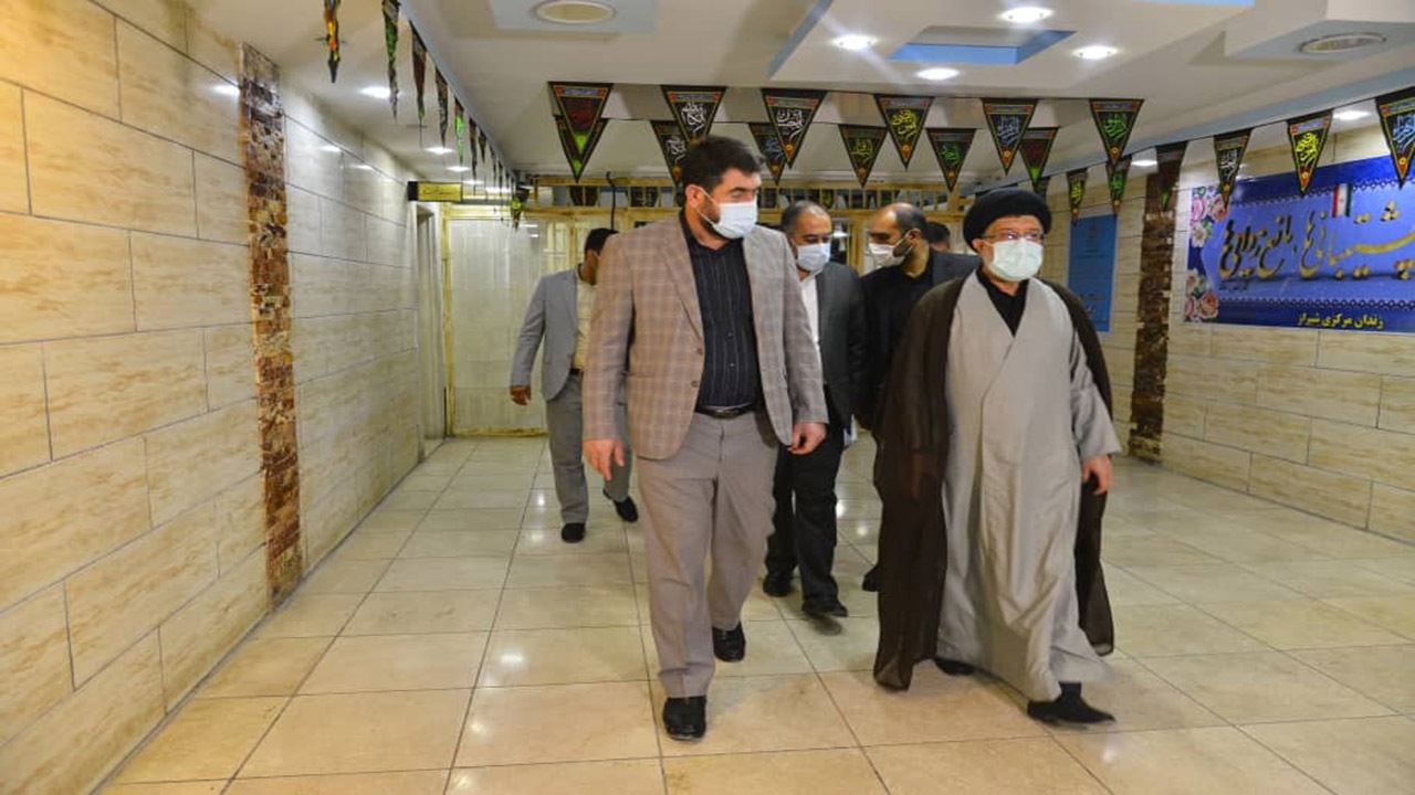 آزادی ۲۵ نفر و اعطای تسهیلات قضایی به ۶۳ زندانی در فارس